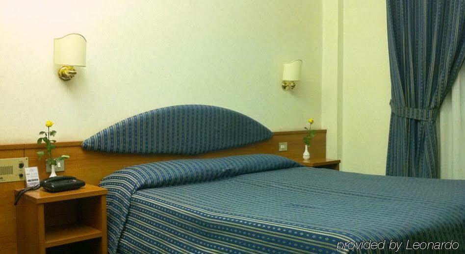 Hotel Mec Μιλάνο Εξωτερικό φωτογραφία